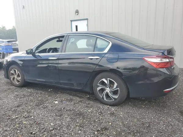 1HGCR2F34HA228302 2017 HONDA ACCORD - Image 2