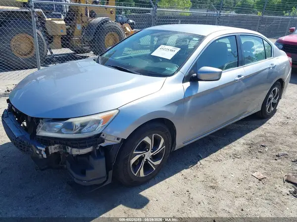 1HGCR2F34HA237470 2017 HONDA ACCORD - Image 2