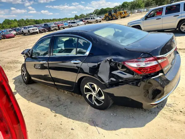 1HGCR2F34HA237985 2017 HONDA ACCORD - Image 2