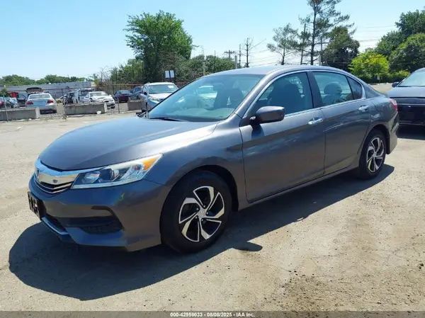1HGCR2F34HA240336 2017 HONDA ACCORD - Image 2