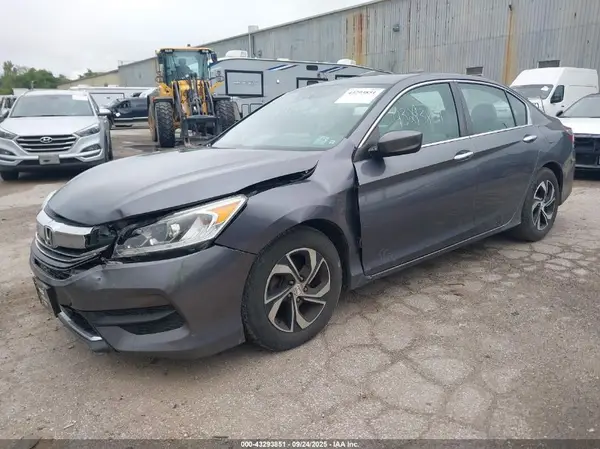 1HGCR2F34HA244497 2017 HONDA ACCORD - Image 2