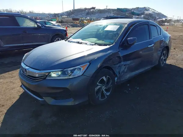 1HGCR2F34HA244659 2017 HONDA ACCORD - Image 2