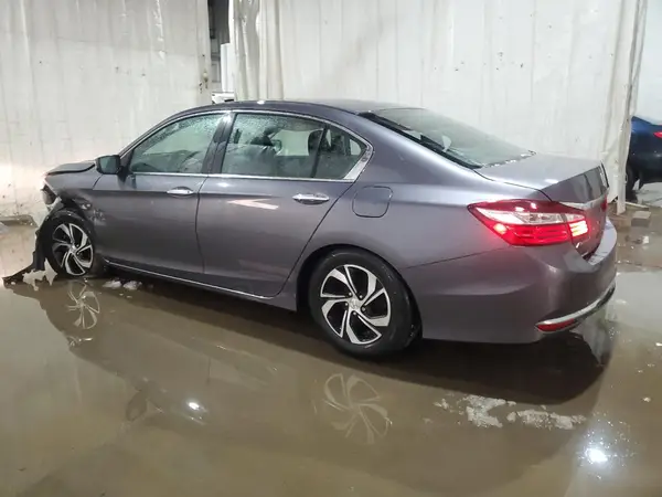 1HGCR2F34HA255077 2017 HONDA ACCORD - Image 2