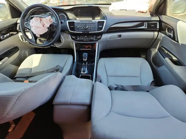 1HGCR2F34HA256360 2017 HONDA ACCORD - Image 8