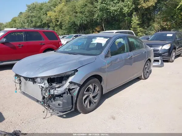 1HGCR2F34HA265320 2017 HONDA ACCORD - Image 2