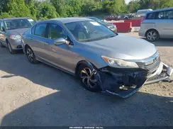 1HGCR2F34HA279394 2017 HONDA ACCORD