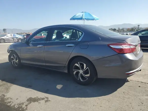 1HGCR2F34HA279685 2017 HONDA ACCORD - Image 2