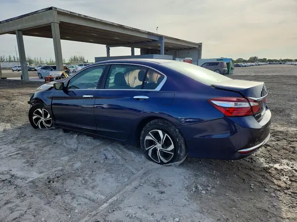 1HGCR2F34HA284417 2017 HONDA ACCORD - Image 2