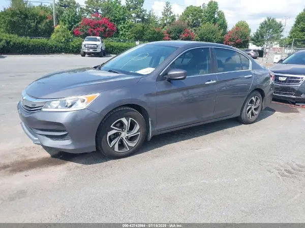 1HGCR2F34HA286071 2017 HONDA ACCORD - Image 2