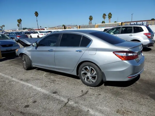 1HGCR2F34HA289519 2017 HONDA ACCORD - Image 2