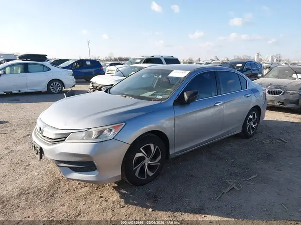 1HGCR2F34HA300356 2017 HONDA ACCORD - Image 2