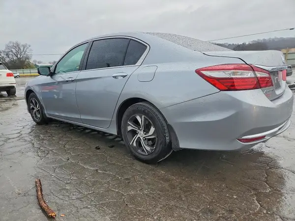 1HGCR2F34HA304200 2017 HONDA ACCORD - Image 2