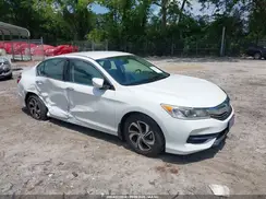 1HGCR2F34HA306979 2017 HONDA ACCORD