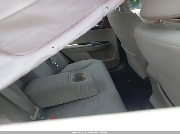 1HGCR2F34HA306979 2017 HONDA ACCORD - Image 8