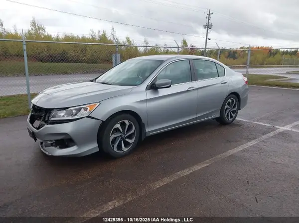 1HGCR2F34HA807984 2017 HONDA ACCORD - Image 2