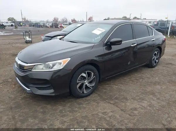 1HGCR2F35GA014563 2016 HONDA ACCORD - Image 2