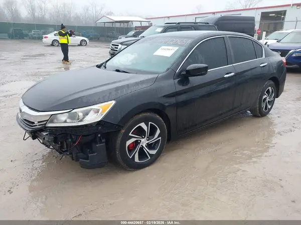 1HGCR2F35GA057929 2016 HONDA ACCORD - Image 2