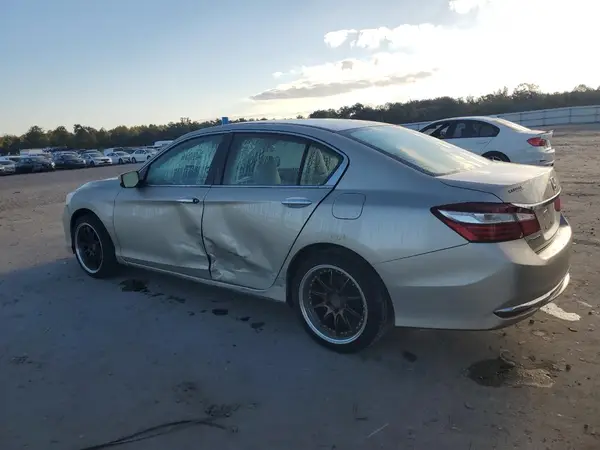 1HGCR2F35GA061382 2016 HONDA ACCORD - Image 2