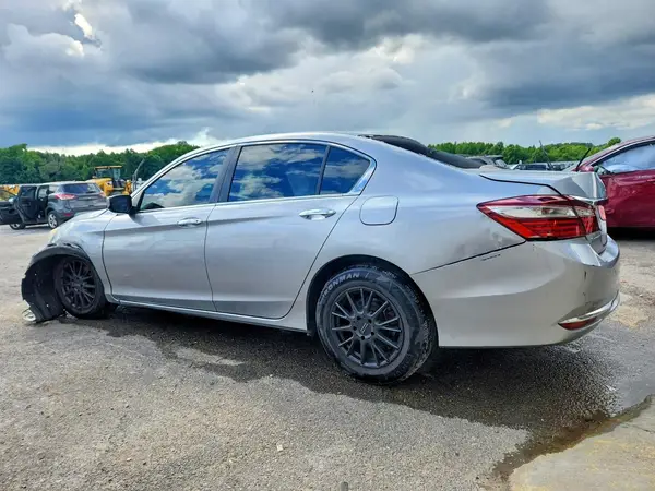 1HGCR2F35GA152118 2016 HONDA ACCORD - Image 2