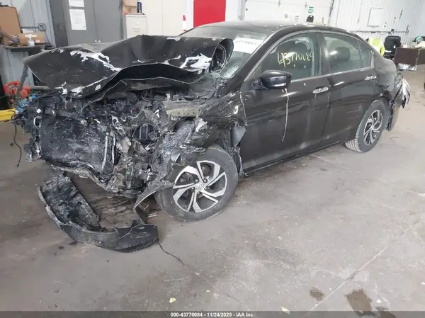 1HGCR2F35GA203374 2016 HONDA ACCORD - Image 2