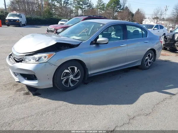 1HGCR2F35HA004181 2017 HONDA ACCORD - Image 2