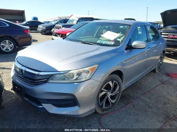 1HGCR2F35HA011454 2017 HONDA ACCORD - Image 2