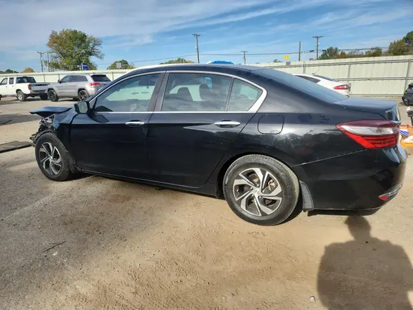 1HGCR2F35HA017903 2017 HONDA ACCORD - Image 2