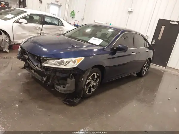 1HGCR2F35HA018887 2017 HONDA ACCORD - Image 2
