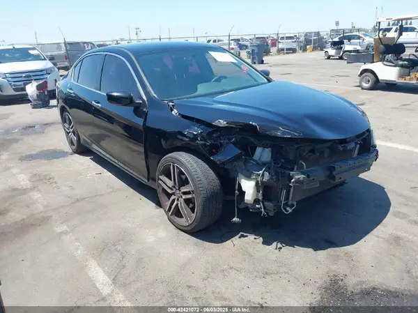 1HGCR2F35HA033471 2017 HONDA ACCORD - Image 1