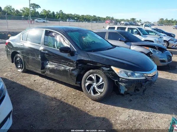 1HGCR2F35HA041988 2017 HONDA ACCORD - Image 1