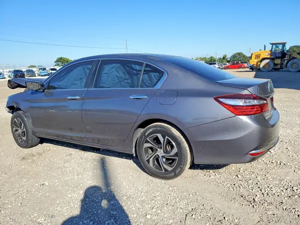 1HGCR2F35HA053252 2017 HONDA ACCORD - Image 2
