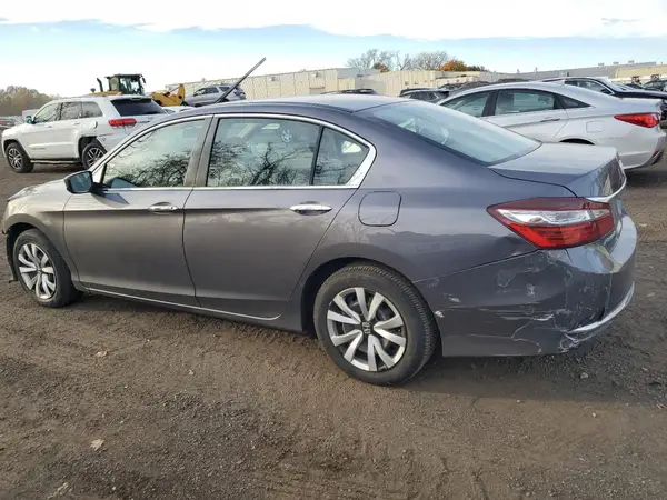 1HGCR2F35HA071167 2017 HONDA ACCORD - Image 2