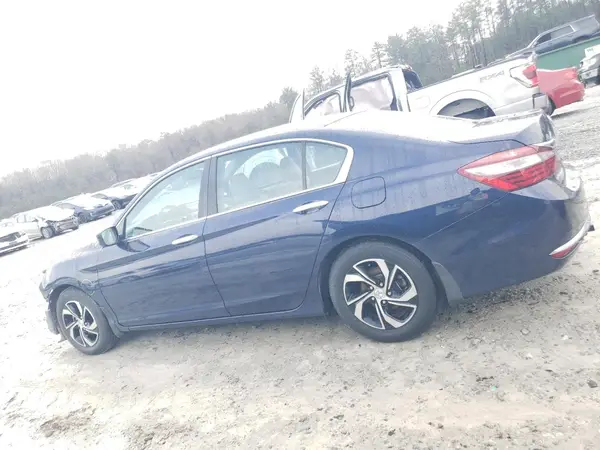 1HGCR2F35HA085070 2017 HONDA ACCORD - Image 2