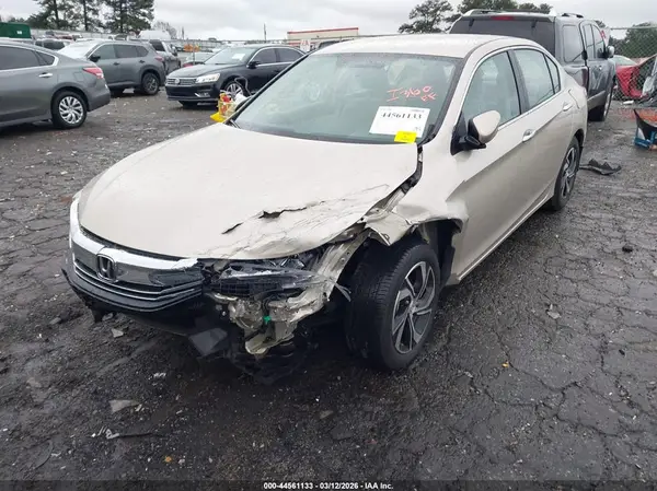 1HGCR2F35HA085506 2017 HONDA ACCORD - Image 2