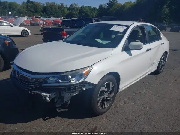 1HGCR2F35HA094075 2017 HONDA ACCORD - Image 2