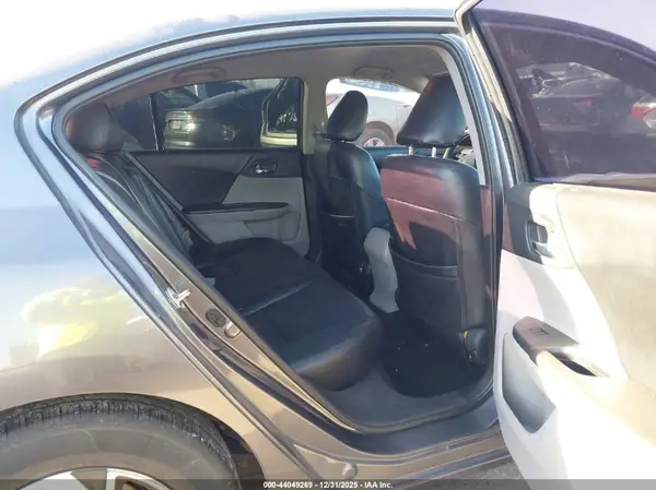 1HGCR2F35HA109786 2017 HONDA ACCORD - Image 8