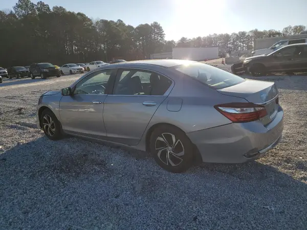 1HGCR2F35HA131819 2017 HONDA ACCORD - Image 2