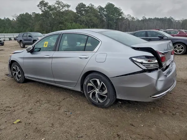 1HGCR2F35HA132176 2017 HONDA ACCORD - Image 2
