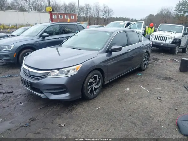 1HGCR2F35HA134901 2017 HONDA ACCORD - Image 2