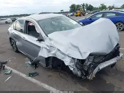 1HGCR2F35HA135630 2017 HONDA ACCORD