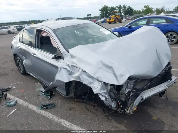 1HGCR2F35HA135630 2017 HONDA ACCORD - Image 1