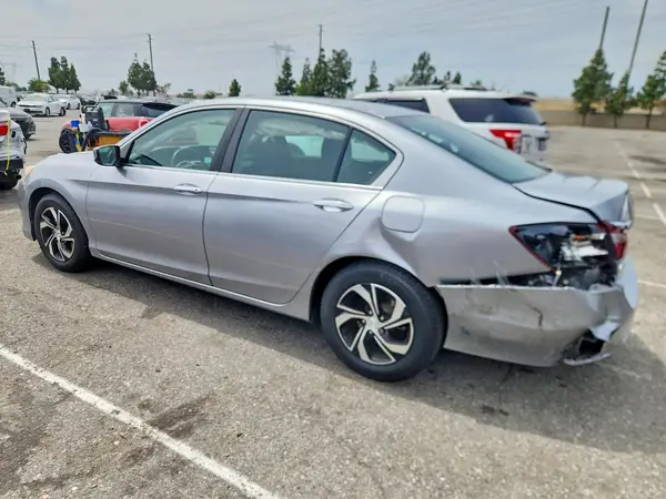 1HGCR2F35HA161032 2017 HONDA ACCORD - Image 2