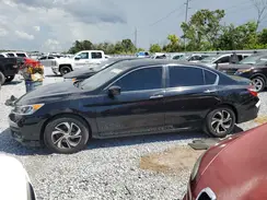 1HGCR2F35HA162097 2017 HONDA ACCORD