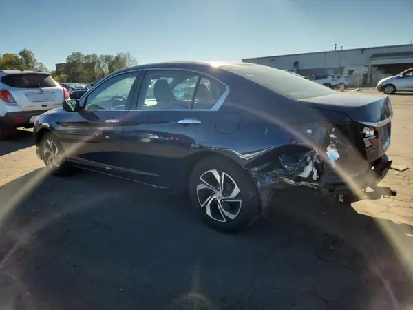1HGCR2F35HA166201 2017 HONDA ACCORD - Image 2