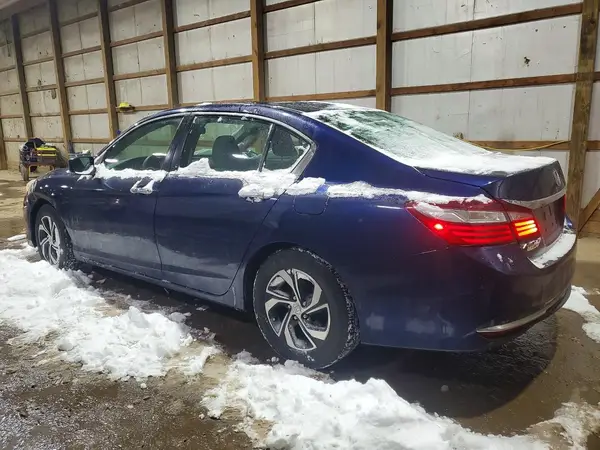 1HGCR2F35HA166294 2017 HONDA ACCORD - Image 2
