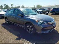 1HGCR2F35HA172967 2017 HONDA ACCORD