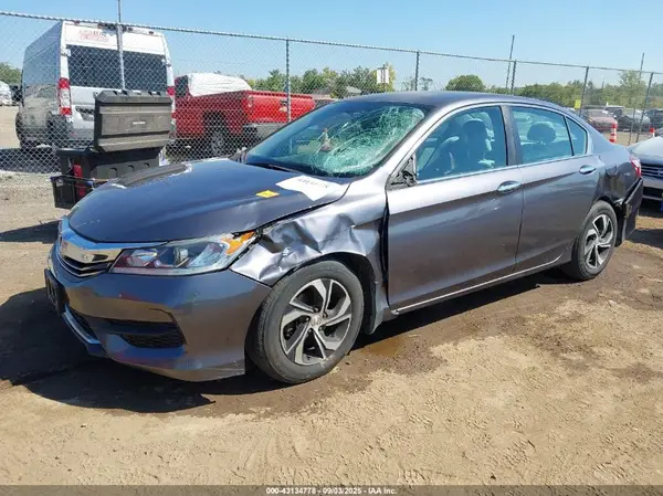 1HGCR2F35HA172967 2017 HONDA ACCORD - Image 2