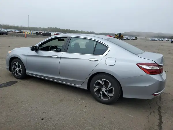 1HGCR2F35HA173908 2017 HONDA ACCORD - Image 2