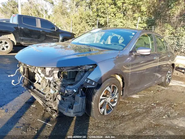 1HGCR2F35HA177277 2017 HONDA ACCORD - Image 2