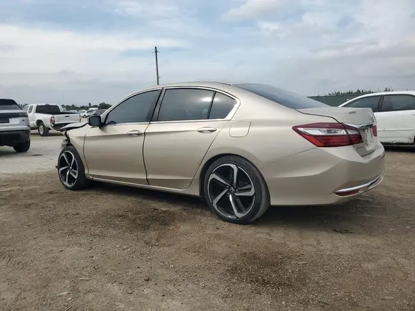 1HGCR2F35HA180955 2017 HONDA ACCORD - Image 2